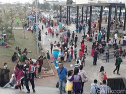 Libur Lebaran, Wisata Kalijodo Diserbu Warga