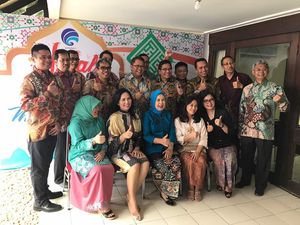 Rumah Dinas Menkominfo Diserbu Bos Operator