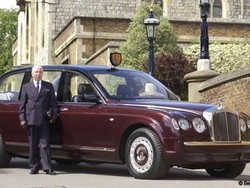 Limosin Rp 170 Miliar Ratu Elizabeth II