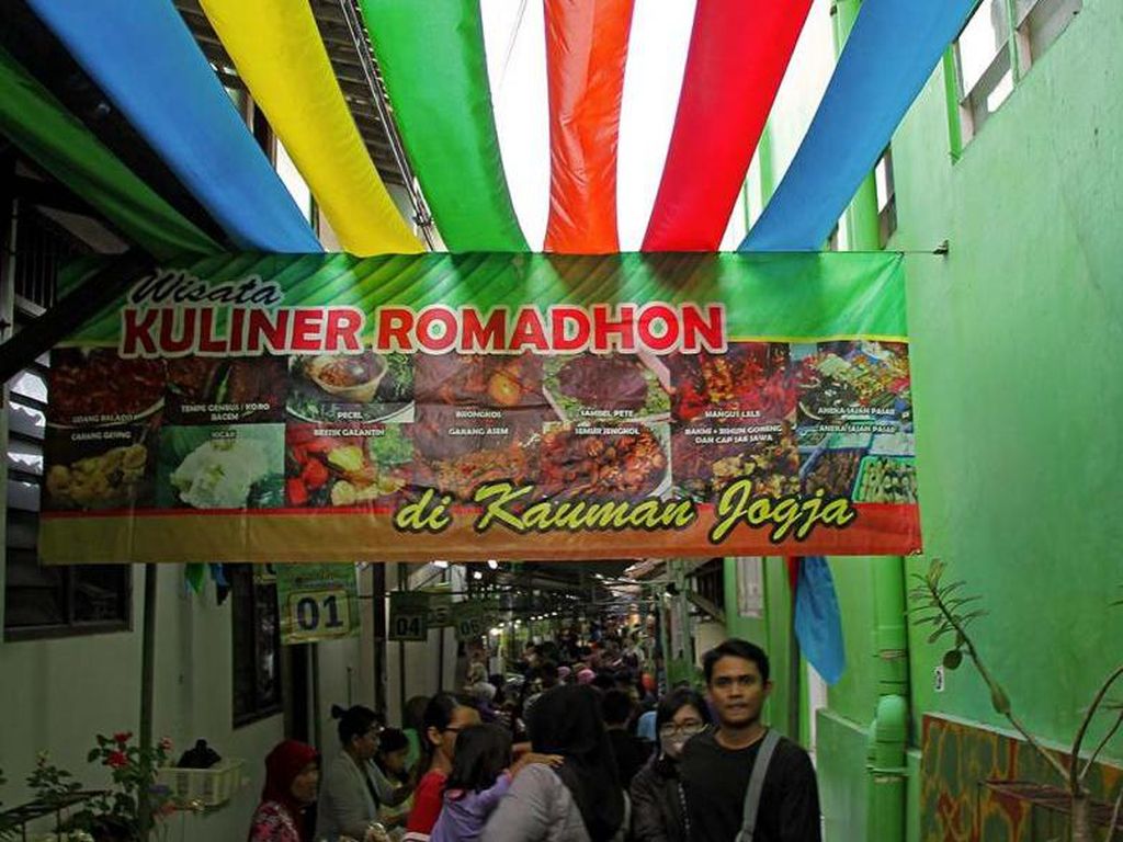 Sampai Jumpa Lagi, Pasar Ramadan di Kampung Kauman, Yogya