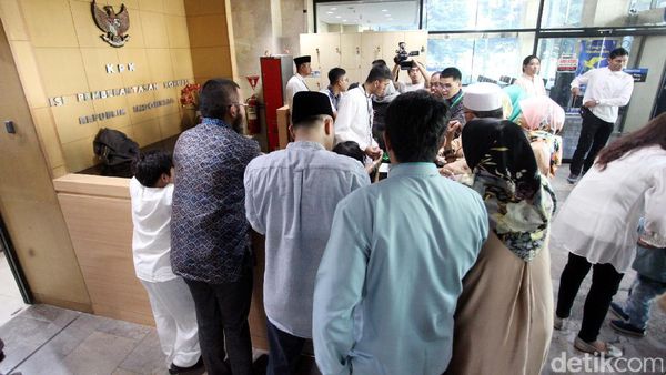 Lebaran, Keluarga Tahanan Kunjungi KPK