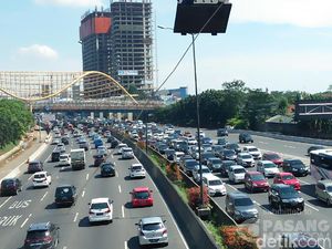 Duet Pelindo II Pemprov Jabar Garap Proyek Anti Macet Jakarta-Bekasi Duet Pelindo II Pemprov Jabar Garap Proyek Anti Macet Jakarta-Bekasi