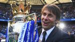Foto: Conte dan Trofinya di Inggris