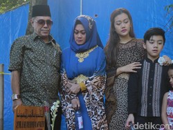 Ibunda Selalu Sempatkan Ziarah ke Makam Jupe