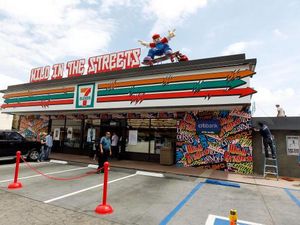 Potret 7-Eleven di Amerika yang Berbeda
