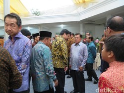 Anies-Sandi dan Sejumlah Menteri Datangi Open House JK