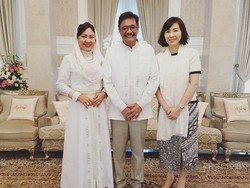 Tanpa Ahok, Veronica Silaturahmi ke Djarot