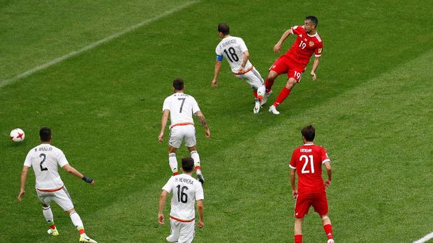 Meksiko Tembus Semifinal, Rusia Tersingkir