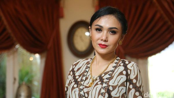Yuni Shara Makin Fresh di Usia 45 Tahun