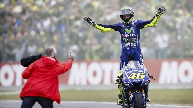 Valentino Rossi mengatakan sudah bisa mengatasi rasa sakit di kaki kanannya setelah mengalami patah. (