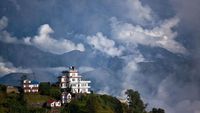 Potret Keren Perkampungan di Atas Awan