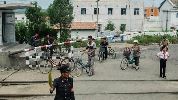 Potret Terlarang Ungkap Keseharian Rakyat Korea Utara
