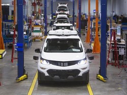 Baterai Mobil Listrik GM Bisa Tempuh Jutaan Kilometer