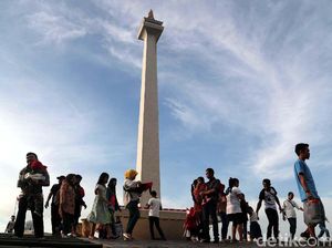 Djarot: Air Mancur Menari Monas Bisa Jadi Wisata Malam yang Sehat Djarot: Air Mancur Menari Monas Bisa Jadi Wisata Malam yang Sehat