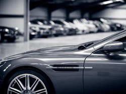 Petugas Pajak dan Polisi akan Datangi Pemilik Kendaraan Mewah