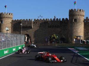 Ricciardo Komentari Insiden Vettel-Hamilton Ricciardo Komentari Insiden Vettel-Hamilton