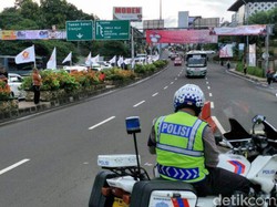 Kawasan Puncak Padat, Keluar Gerbang Tol Ciawi Macet 5 Km
