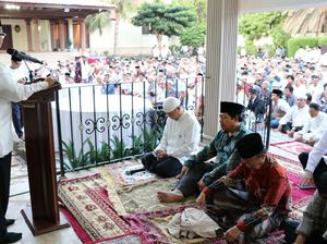 Salat Id di KJRI Jeddah dan Pesan Bumi Dipijak Langit Dijunjung