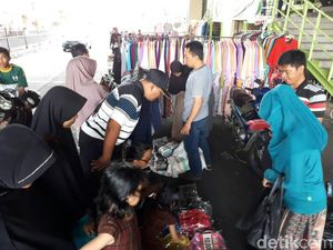 Daya Beli Masyarakat Selama Lebaran Turun, Kok Bisa?