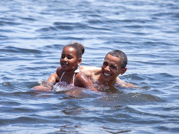 Potret Liburan Sehat Ala Keluarga Obama
