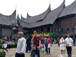 Siang Ini, 28 Ribu Pengunjung Padati TMII