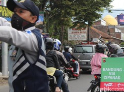 Wisata Cipanas dan Puncak Darajat Garut Diserbu Wisatawan