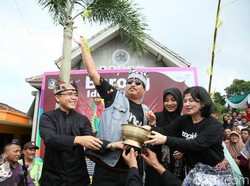 Mudik ke Banyuwangi, Menpar Ikuti Ritual Adat Barong Ider Bumi