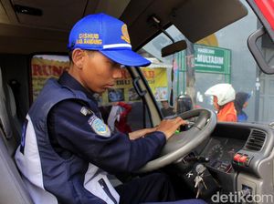 Dishub Bandung Lakukan Uji Kelaikan Kendaraan