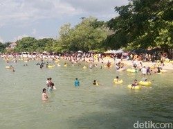Wisata Pantai di Jepara Mulai Dipadati Pengunjung Liburan Lebaran