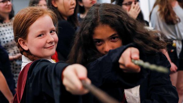 Begini Cara Fans Rayakan 20 Tahun Peringatan Harry Potter