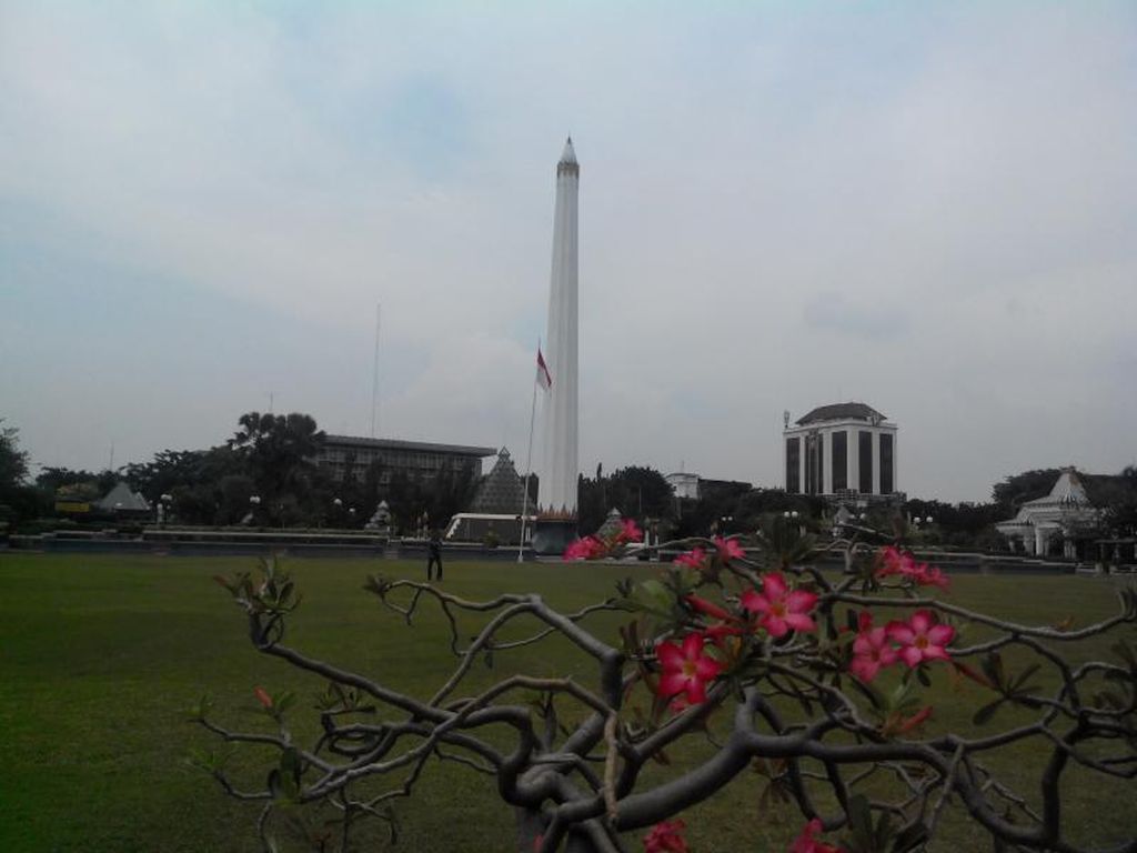 20 Tempat Wisata di Surabaya yang Bikin Liburan Kamu Berkesan 20 Tempat Wisata di Surabaya yang Bikin Liburan Kamu Berkesan