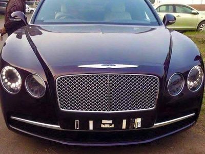 Untuk Akali Pajak, Bentley Ini Disulap Jadi Chrysler