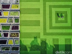 Ridwan Kamil Larang Pengunjung Makan Minum di Lapangan Hijau Alun-alun