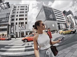 Oh My! Pesona Kecantikan Nikita Willy