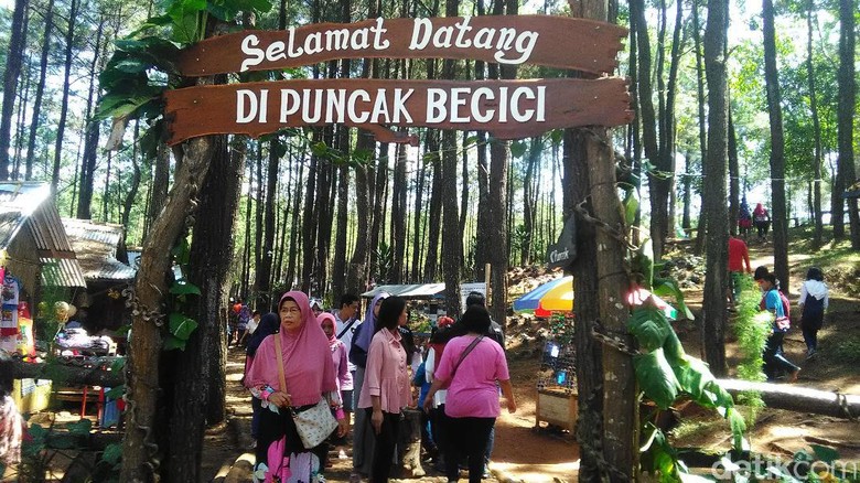 Panorama Sunset yang Bisa Pikat Obama di Puncak Becici