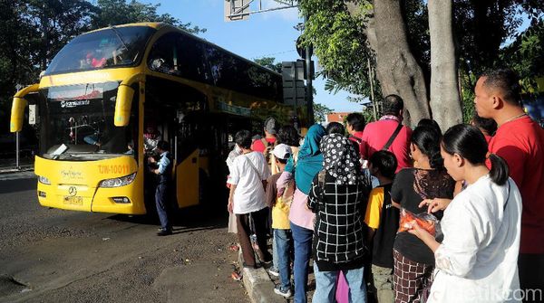 Libur Lebaran, Bus Wisata Ramai Diminati Warga Jakarta