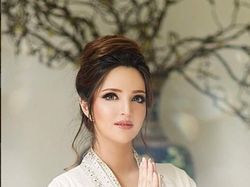 Barbie Look a Like! Cantiknya Nia Ramadhani