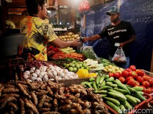 Darmin Pimpin Rapat soal Stabilisasi Harga Pangan