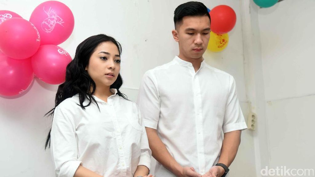 Pacaran, Nikita Willy dan Indra Priawan Makin Go Public Pacaran, Nikita Willy dan Indra Priawan Makin Go Public