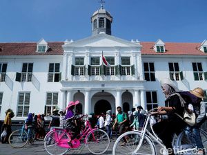 Libur Lebaran, Kota Tua Ramai Wisatawan Libur Lebaran, Kota Tua Ramai Wisatawan
