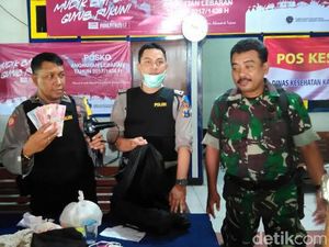 Seorang Wanita Mengaku Tas Isi Uang Rp 12 Juta di Terminal Miliknya Seorang Wanita Mengaku Tas Isi Uang Rp 12 Juta di Terminal Miliknya
