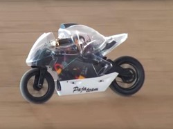 Mahasiswa Buat Motor Mini yang Bisa Jalan Sendiri