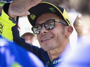 Rossi Belum Mau Bicarakan Target