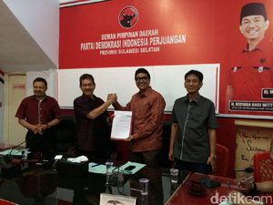 Jubir Wapres Husain Abdullah Daftar Calon Walkot Makassar ke PDIP