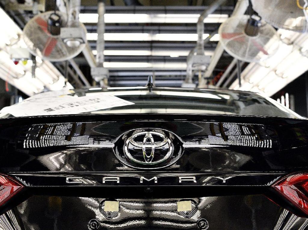 Produksi Mobil Toyota Dipangkas Hingga 50 Ribu Unit Gara-gara Ini