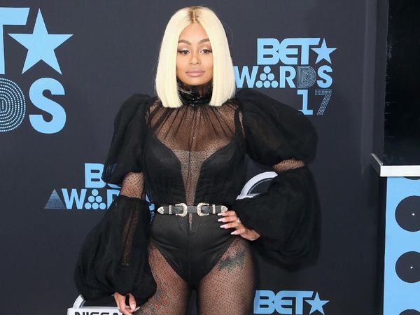 Foto: Gaya Menantang Si Seksi Blac Chyna Saat Bergaun Menerawang