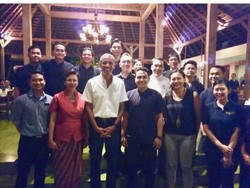 Nasi Komplet yang Disantap Obama Ini Kini Populer Sebagai Nasi Campur Obama