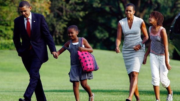 Ini Pola Asuh Anak Warisan sang Ibu yang Diterapkan Michelle Obama