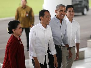 Gemar Junk Food, Obama Bakar Kalori dengan Cara Ini