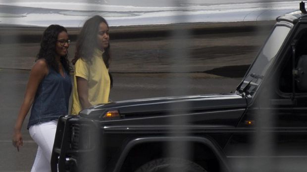 Penampilan Terbaru Putri-putri Barack Obama Kejutkan Netizen